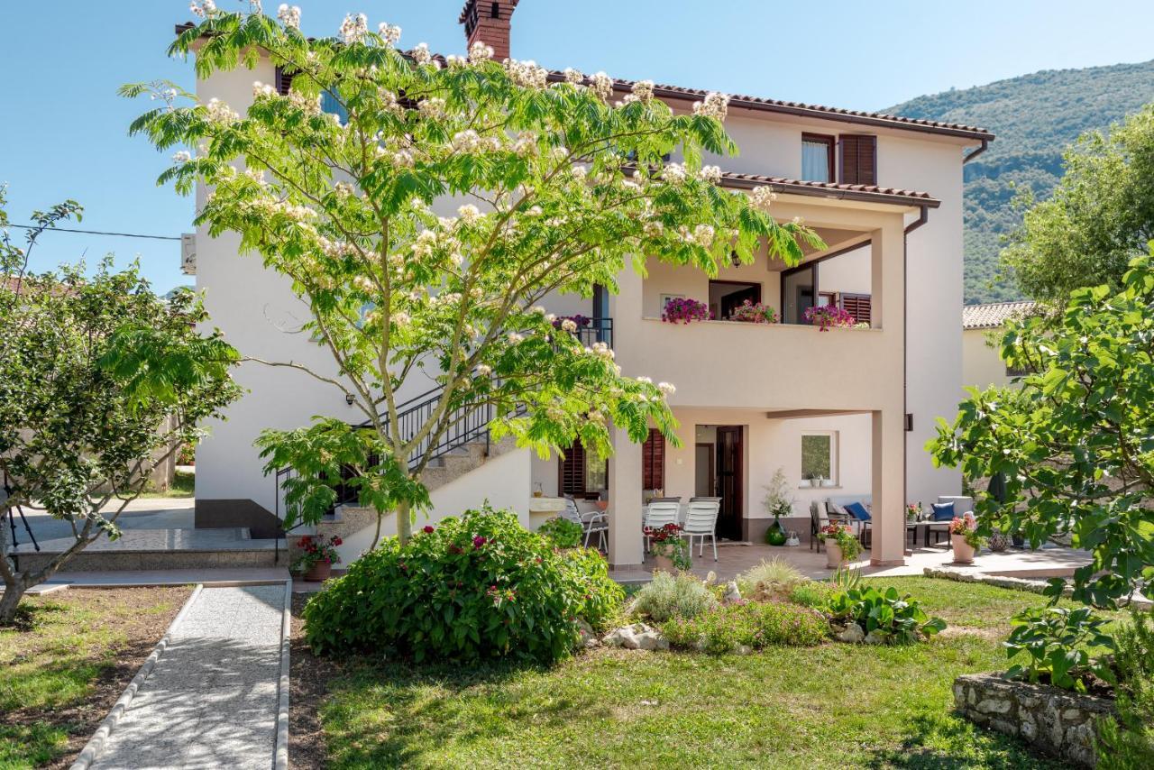Apartmani Antonija Vozilici ภายนอก รูปภาพ