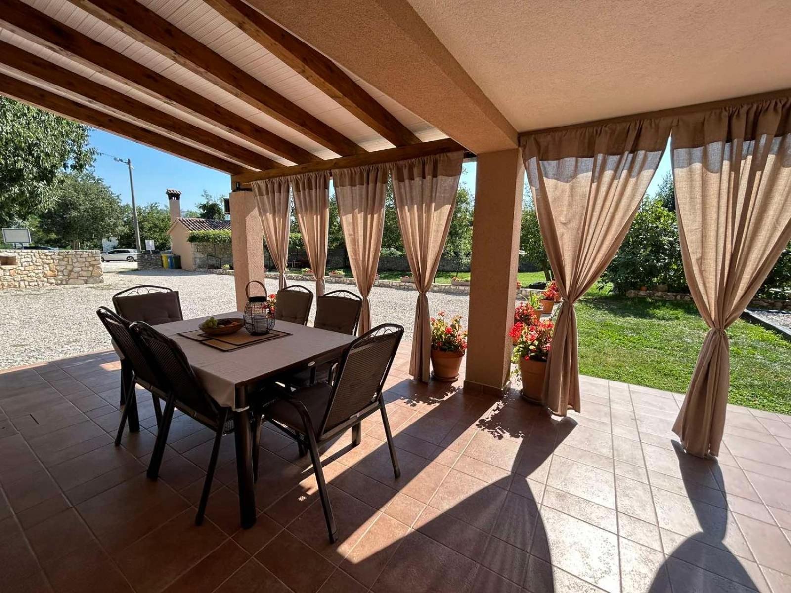 Apartmani Antonija Vozilici ภายนอก รูปภาพ